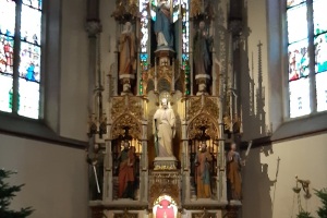 Hochaltar in der Kirche St. Josef in Weinhaus